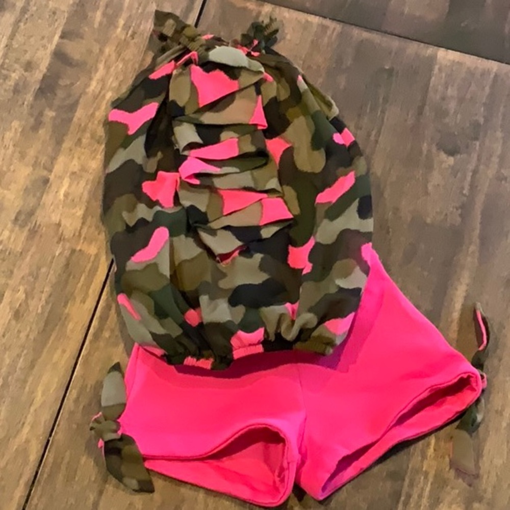 Girls Camo Set
